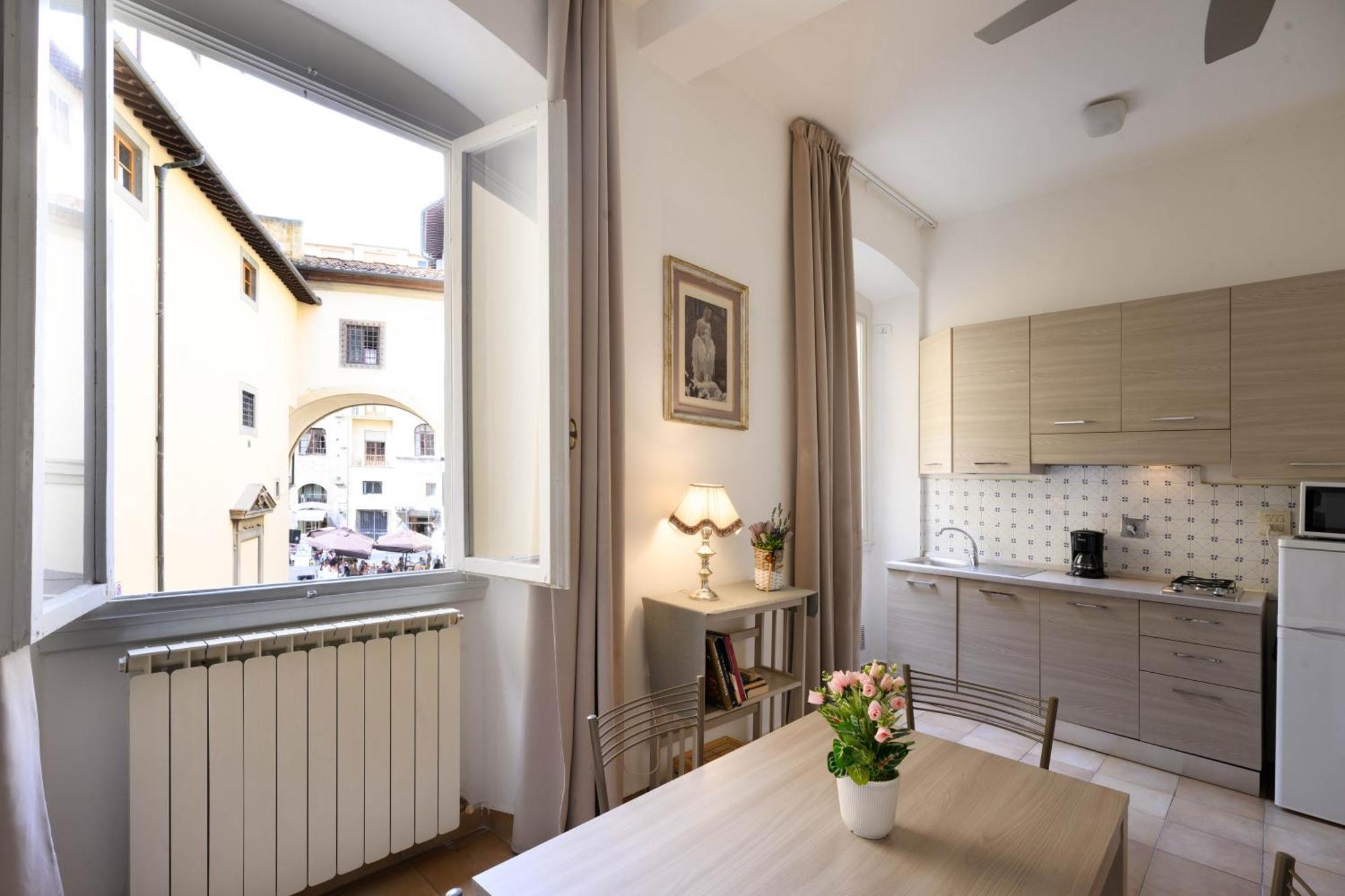 Pitti Sweet Home Florence Luaran gambar